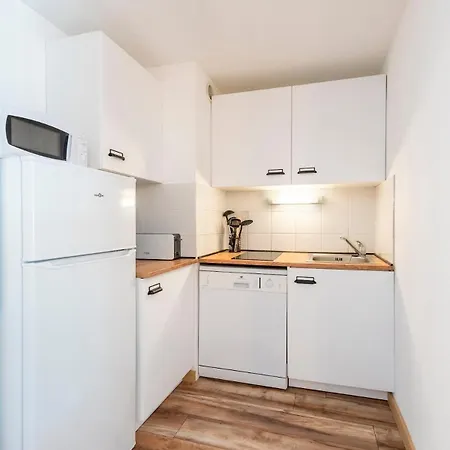 6 Pers - Proche Des Pistes - Balcon Et Parking - Vue Montagne - La Foux D Διαμέρισμα